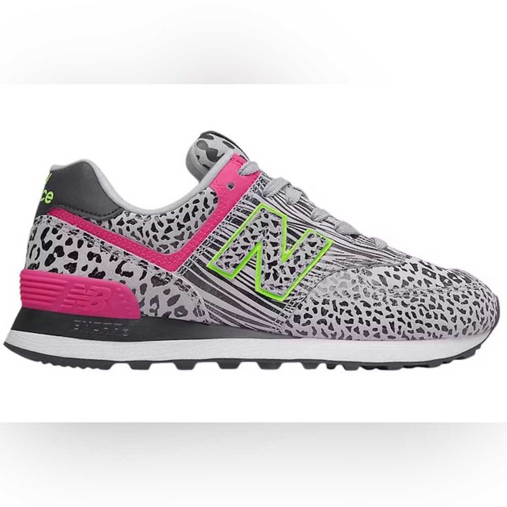 Animal Print New Balance 574 - size 8